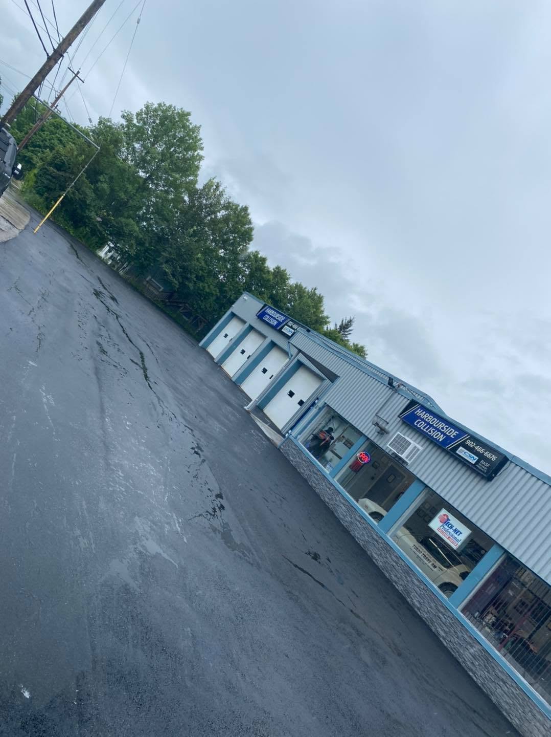 Commercial asphalt lot paved by Empire Paving